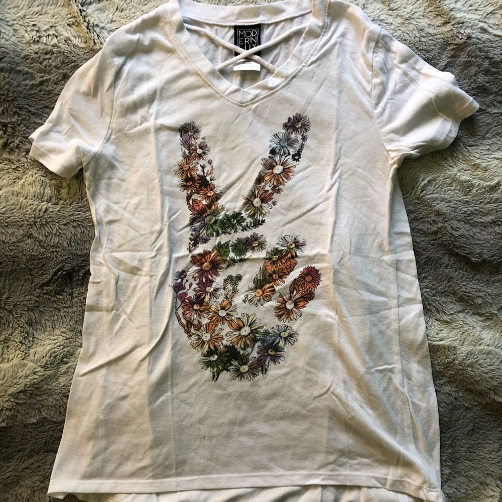 Flower peace sign t shirt